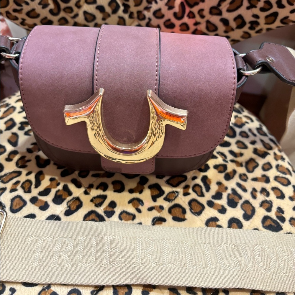 True religion crossbody bag